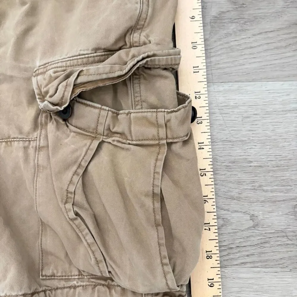 Vintage Y2K Abercrombie-fitch Men's Tan and Brown Cargo Shorts Size 33